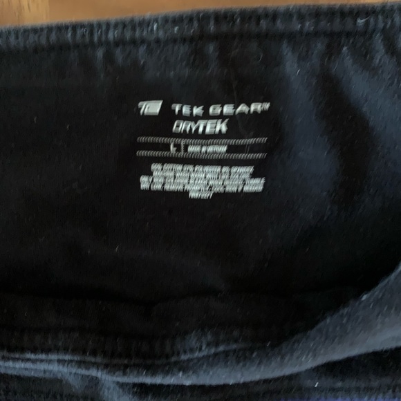 Lot of 3 Tek Gear Drytek workout capris - Picture 3 of 7